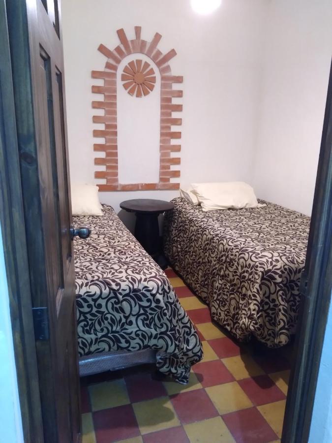 Hotel Acatenango Inn Antigua Kültér fotó