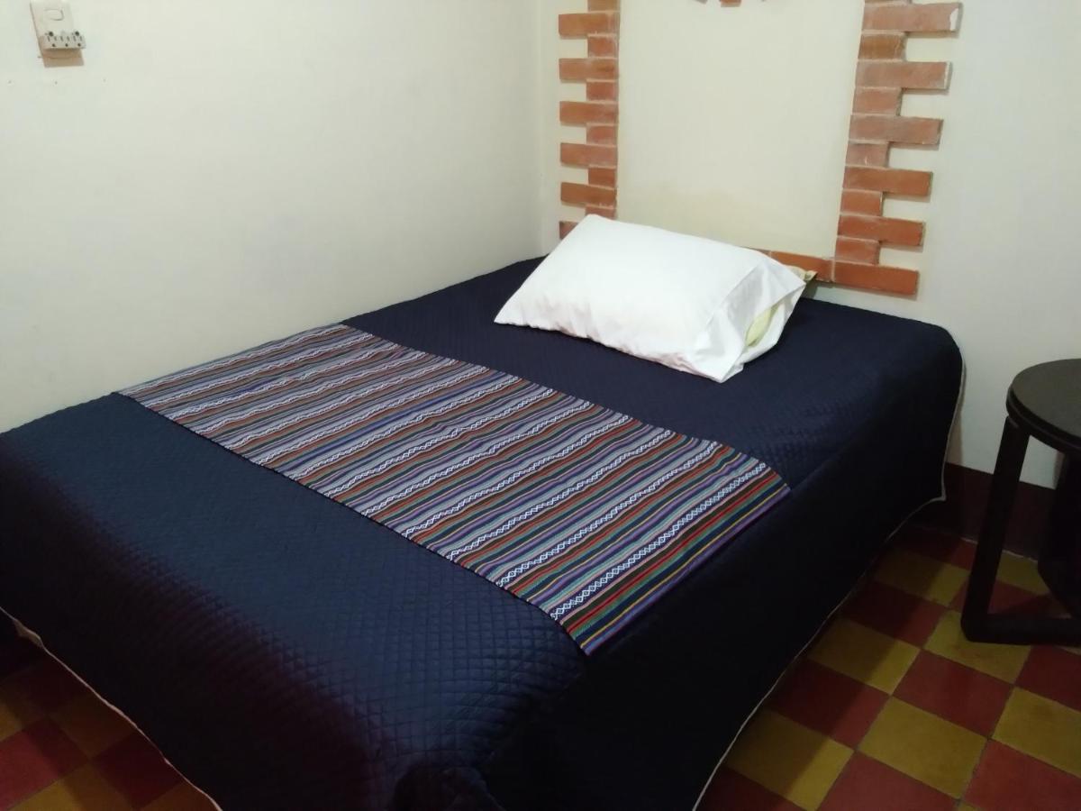 Hotel Acatenango Inn Antigua Kültér fotó
